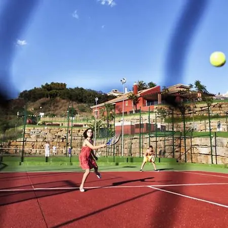 Hotel Checkin Colina Del Paraiso *