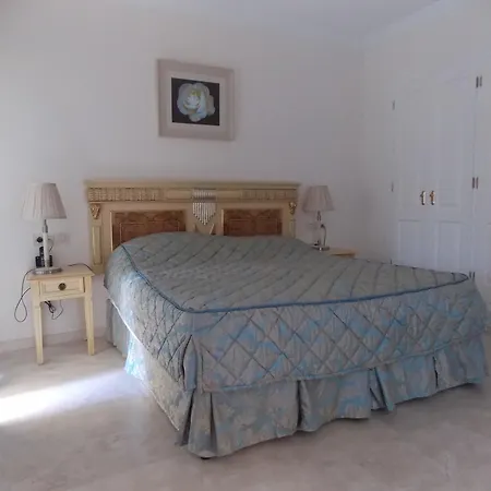 Checkin Colina Del Paraiso Hotel *