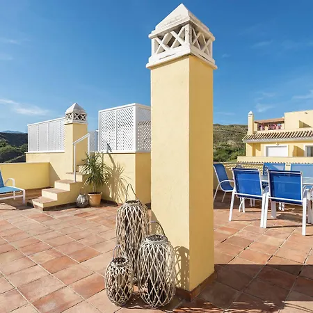 Hotel Checkin Colina Del Paraiso