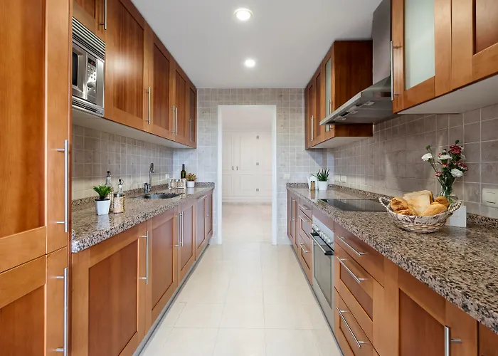 מלון Checkin Colina Del Paraiso *