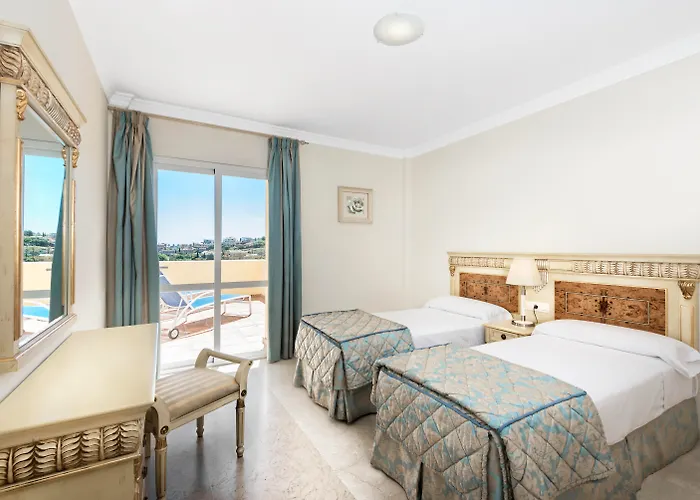 Checkin Colina Del Paraiso מלון *