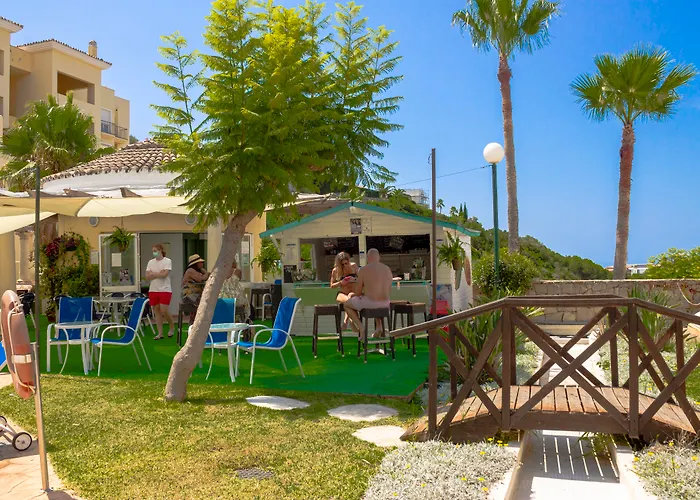 Checkin Colina Del Paraiso מלון *