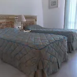 Checkin Colina Del Paraiso *