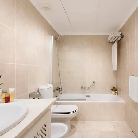 Checkin Colina Del Paraiso מלון *