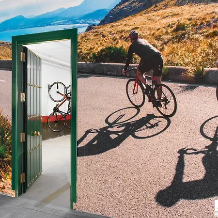 מלון Checkin Colina Del Paraiso *