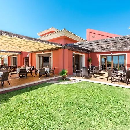 Checkin Colina Del Paraiso מלון אסטפונה