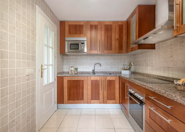 Checkin Colina Del Paraiso * Estepona