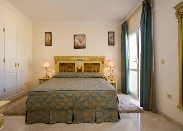 Checkin Colina Del Paraiso ホテル