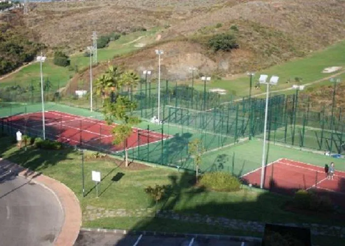 Checkin Colina Del Paraiso Готель *