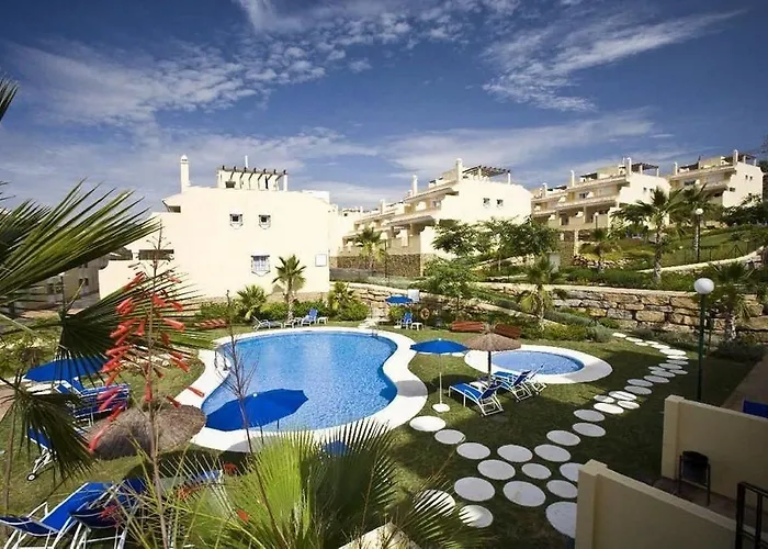 Checkin Colina Del Paraiso * エステポナ